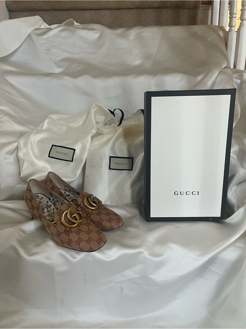 Gucci GG Beige Canvas Pumps